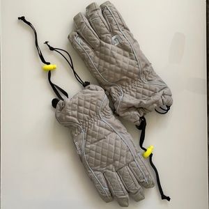 Burton women’s gloves